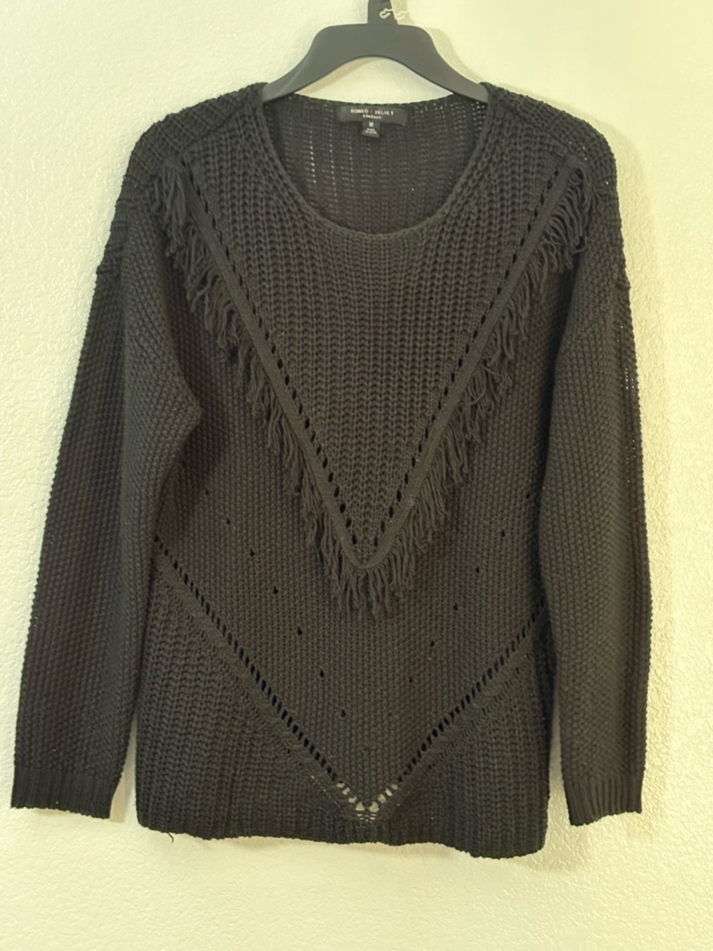 Romeo + Juliette Couture Western Fringe Sweater Boho Chunky Knit